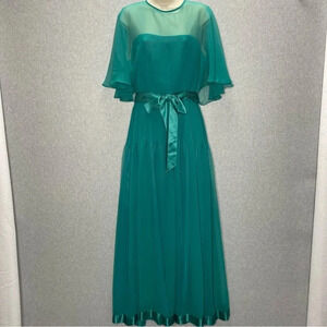 Victor Costa LTD Gown Female Size 12 Vintage Prom Chiffon Layered Floor Length